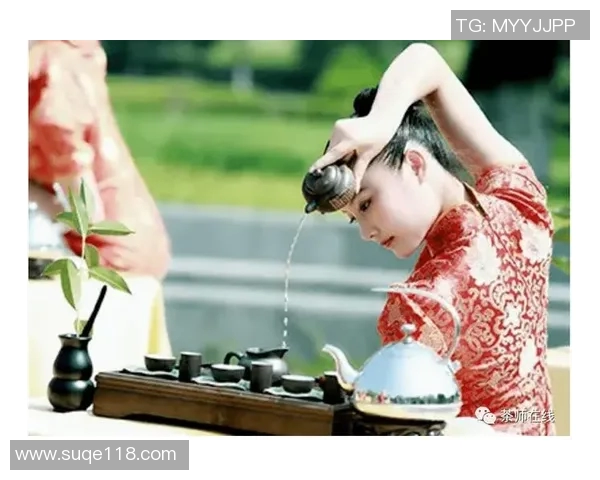 足球星茶融合绿茗与激情演绎运动与茶文化的独特碰撞魅力